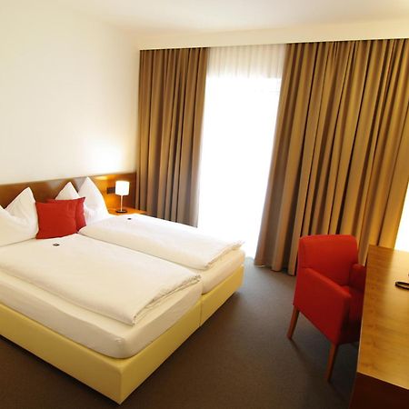Hotel & Restaurant Christkindlwirt Steyr Rum bild